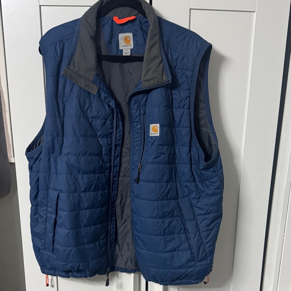 Carhartt Men's Navy Quilted Vest